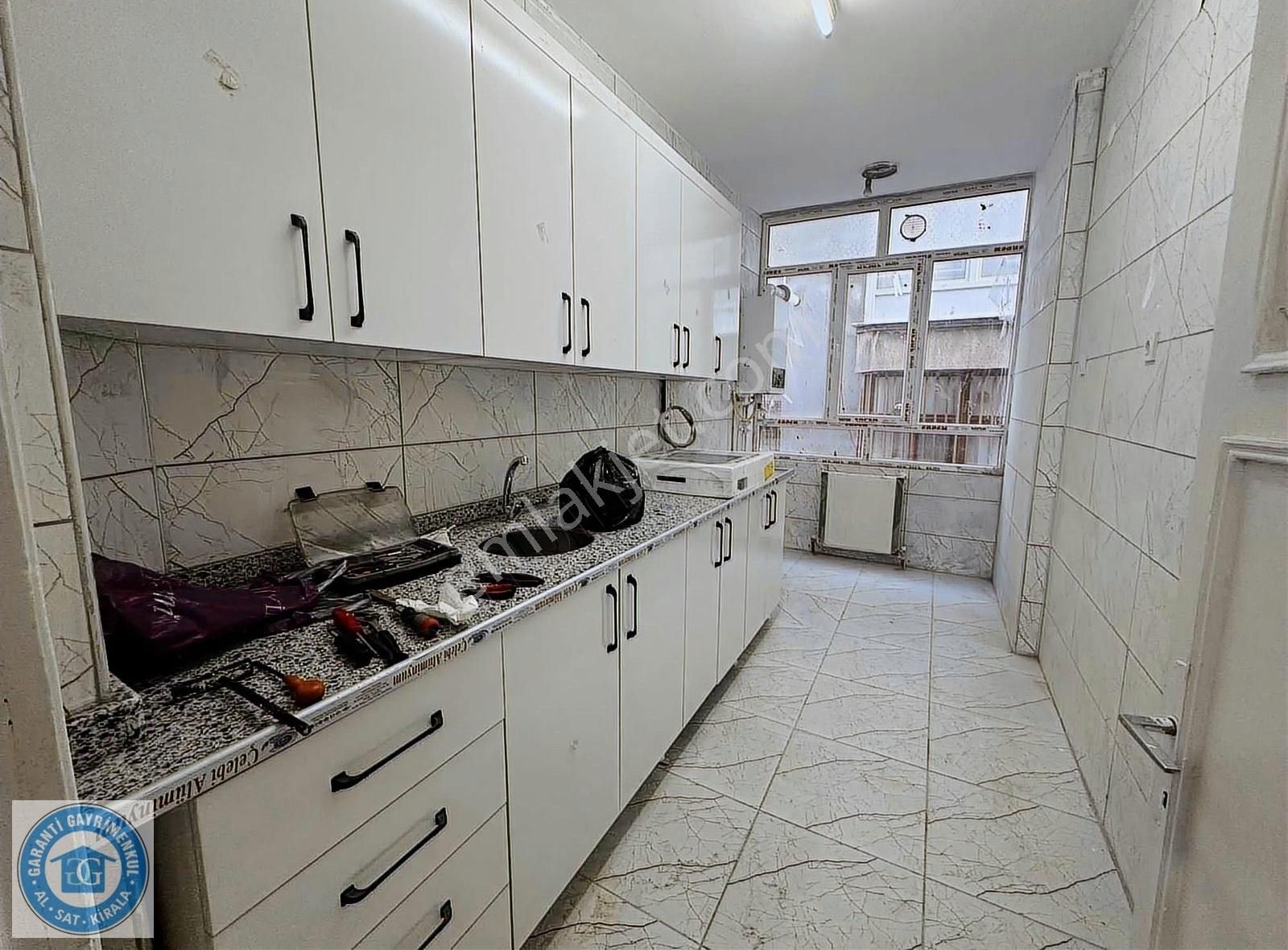 Yenişehir Yenişehir Satılık Daire LİSE CADDESİNDE SATILIK 3+1 DAİRE