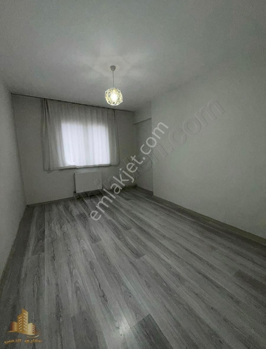 Avcılar Ambarlı Kiralık Daire Avcılar Ambarlı Mahallesi'nde 2+1 Temiz Fırsat Kiralık Daire