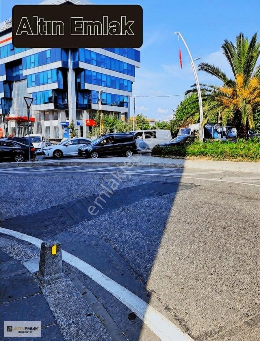 Beykoz Çubuklu Satılık Bina Kavacık Plazalar Bölgesi Komple Satılık Bina