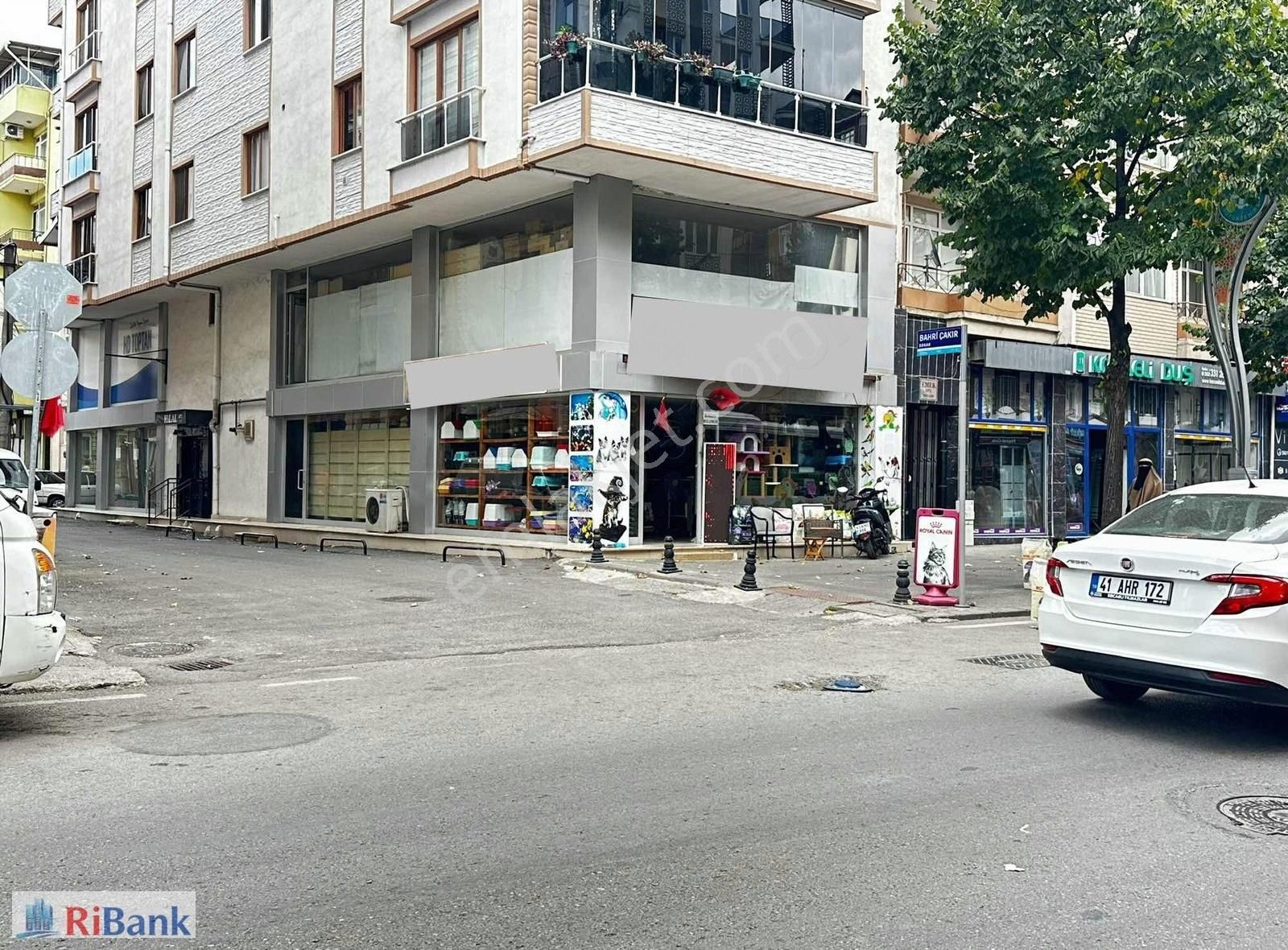 İzmit Kadıköy Satılık Dükkan & Mağaza TAKASA AÇIK İZMİT BAĞDAT CADDESİ 170 M2 SATILIK FIRSAT DÜKKAN !!