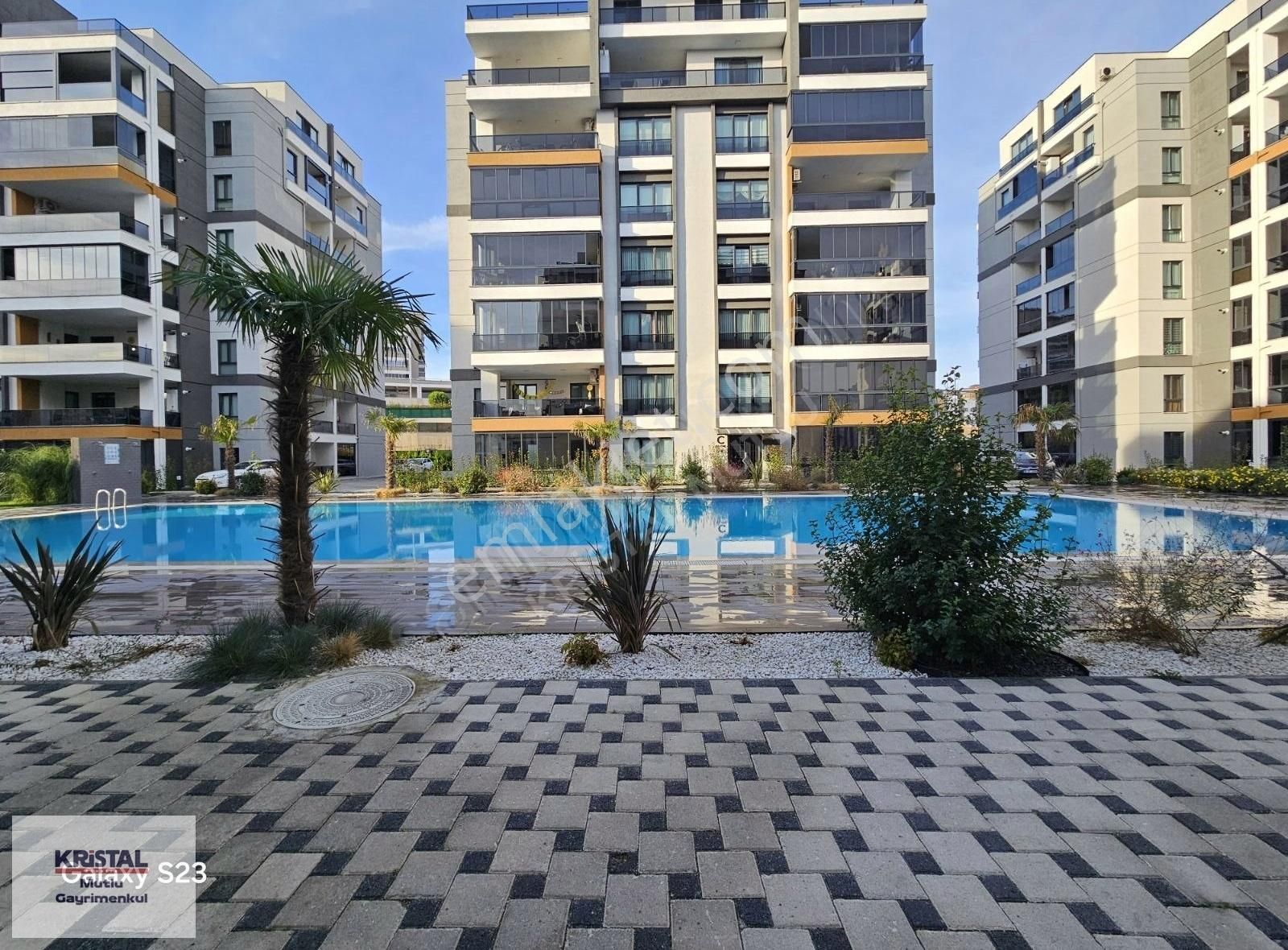 Nilüfer Balkan Satılık Daire KR MUTLU BALKAN MH. VADİ LIFE SİTESİ 130 M2 NET 3+1 ARAKAT DAİRE