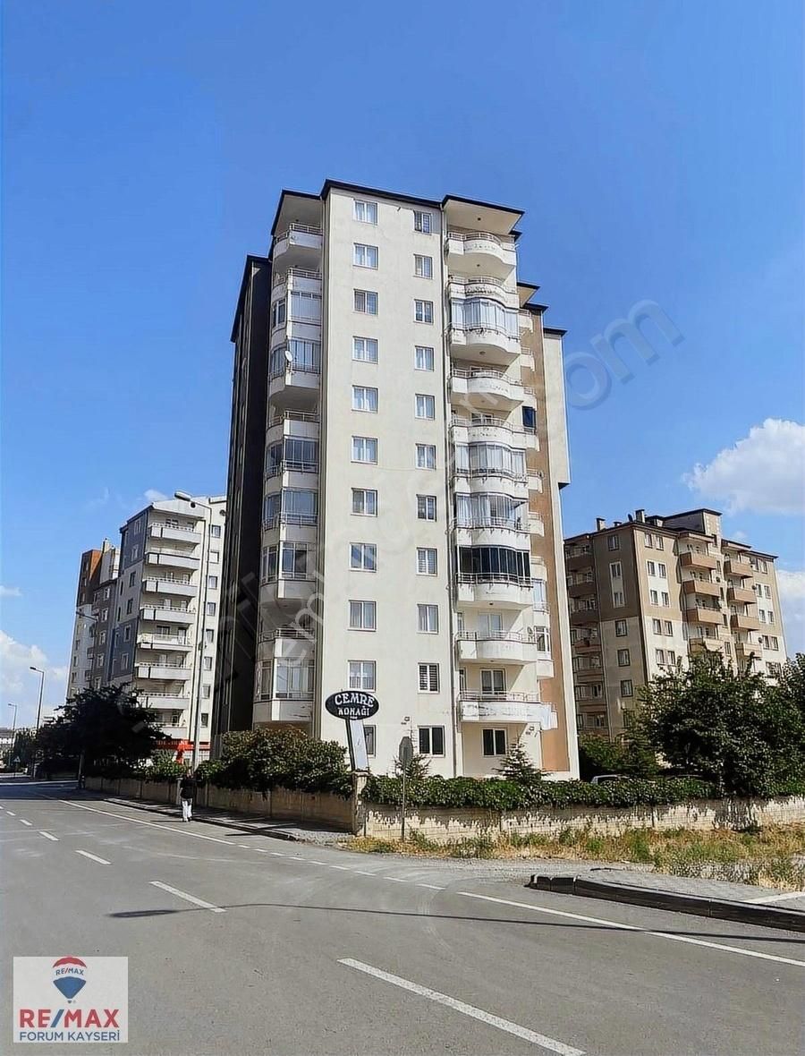 Melikgazi Yıldırım Beyazıt Satılık Daire YILDIRIM BEYAZIT MAHALLESİ CEMRE KONAĞINDA SATILIK DAİRE