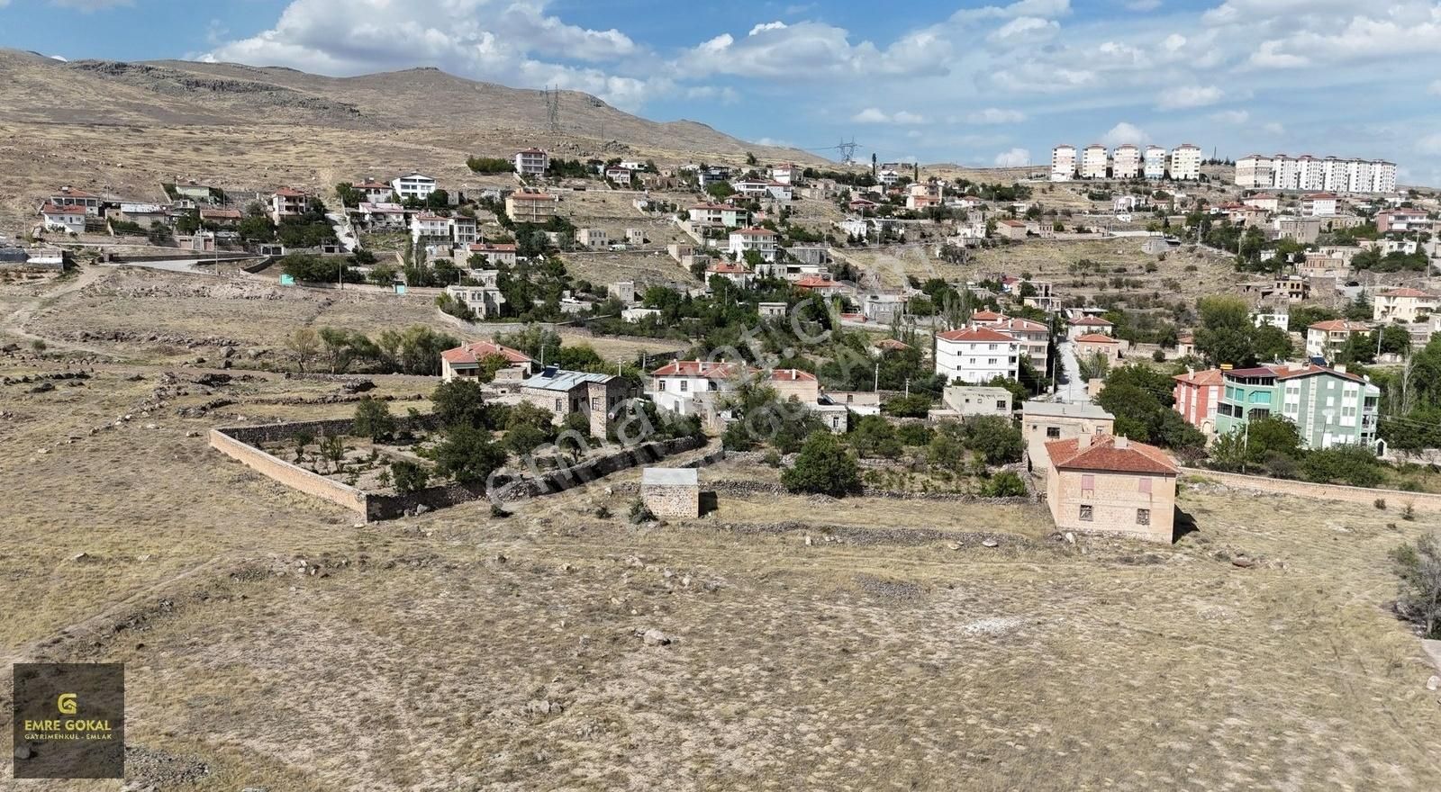 Niğde Merkez Koyunlu Köyü (Aşağı) Satılık Villa İmarlı E.gökal Koyunlu Anayola Sıfır Mükemmel Konumda Satılık Arsalar