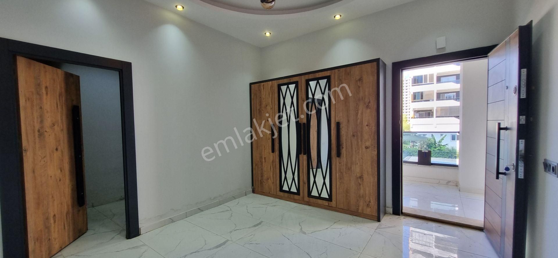 Royal Emlak Arpaçbahşiş Mah Denize Yakın Satılık Tripleks Villa - Görsel 15