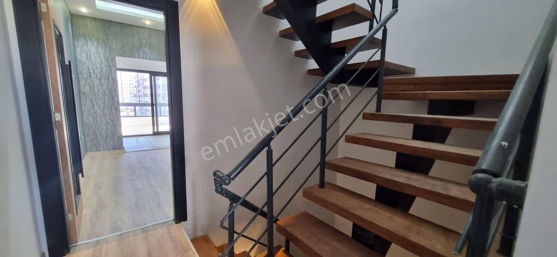 Royal Emlak Arpaçbahşiş Mah Denize Yakın Satılık Tripleks Villa - Görsel 25