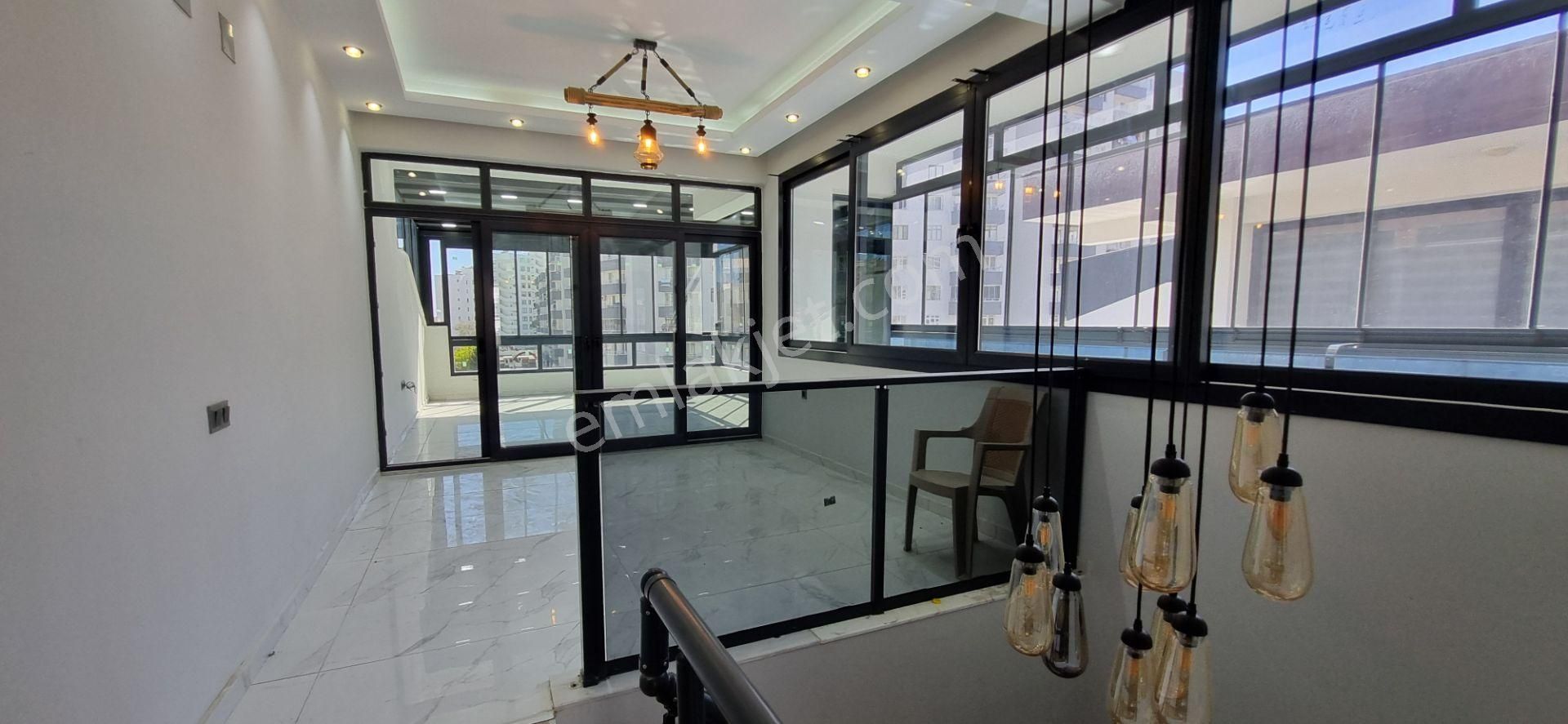 Royal Emlak Arpaçbahşiş Mah Denize Yakın Satılık Tripleks Villa - Görsel 31