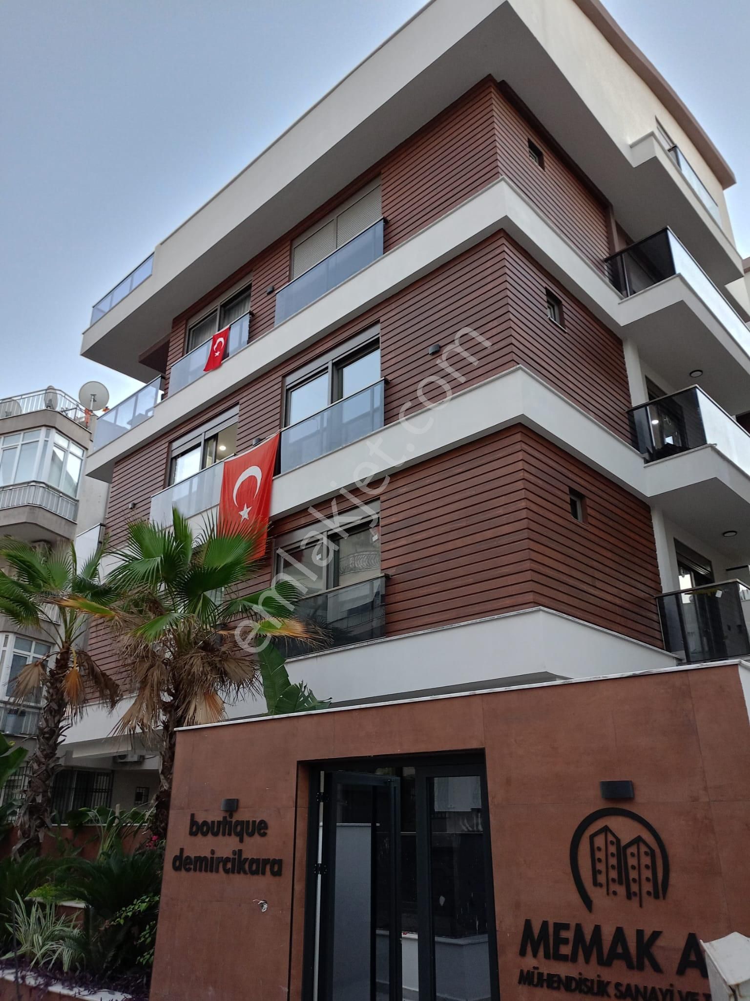 Antalya Muratpaşa Kiralık Daire  Sahibinden Full Eşyalı Kiralık Sıfır 1+1 Lüks Daire