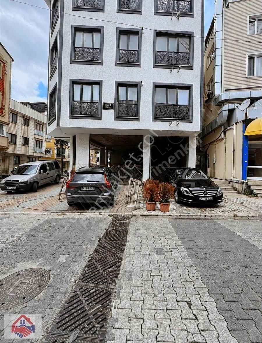 Ataşehir Örnek Kiralık Dükkan & Mağaza Ataşehir Örnek Mah. Ana Caddeye Yakın Kiralık Boş Dükkan