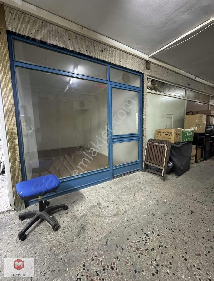 Üsküdar Mimar Sinan Kiralık Ofis Üsküdar Meydanda İş Merkezinde 15m2 Kiralık Ofis Dükkan