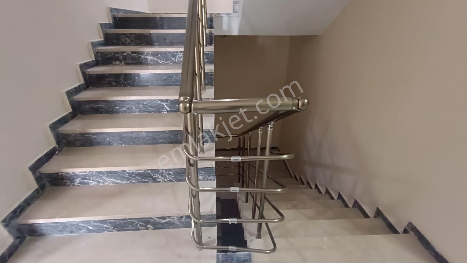 Karatay Keçeciler Satılık Daire  KEÇECİLER MAHALLESİ EN TEPE YAKINI ARAKAT SIFIR 3+1 SATILIK DAİRE