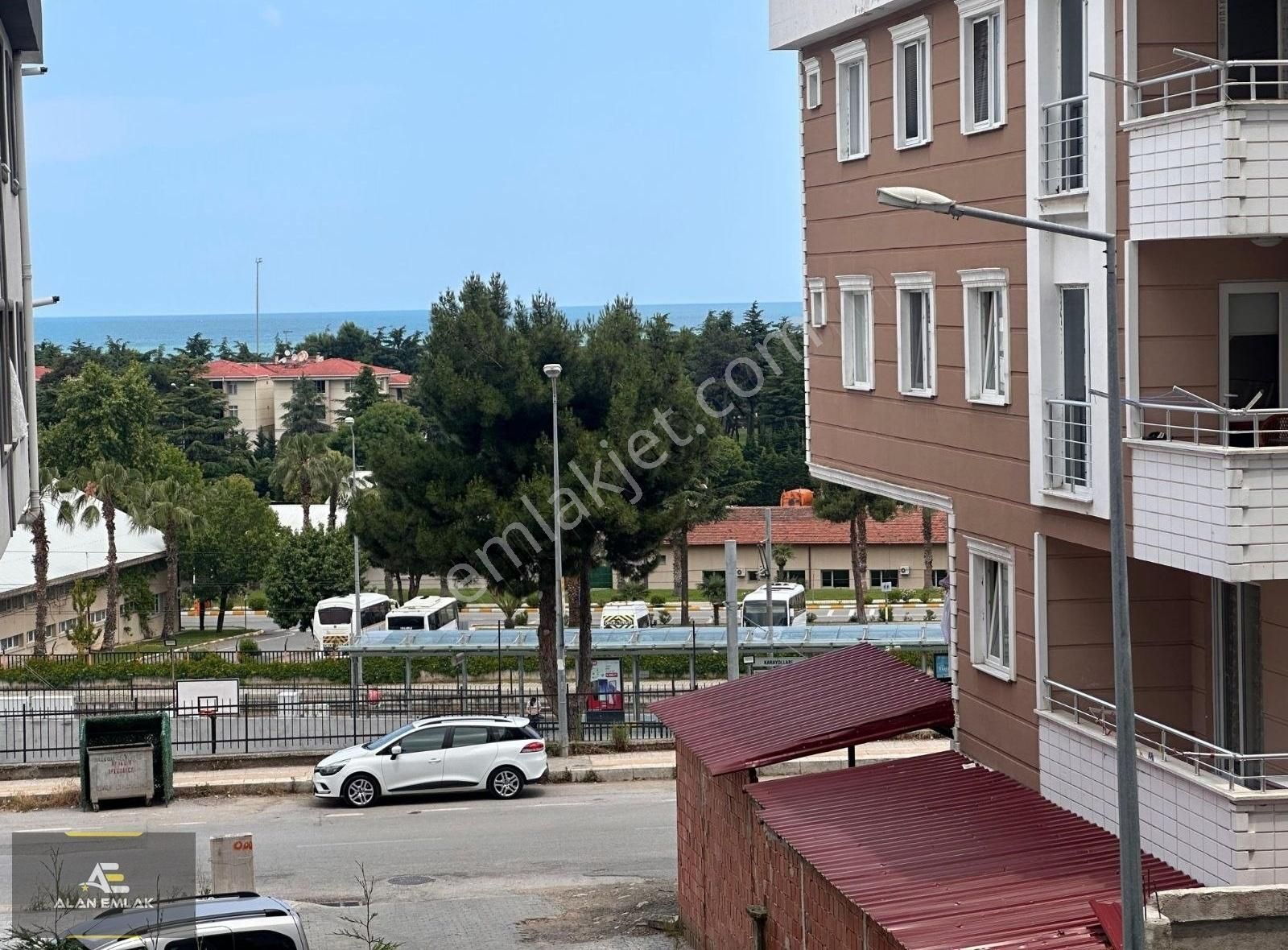 Atakum Esenevler Kiralık Daire Alan Emlaktan Karayolları Tramvay Durağına Yakın Kiralık Daire