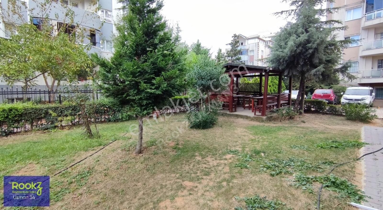 Başakşehir Başakşehir Satılık Daire SATILIK BOŞ 3+1!! Onurkent Mimarlar Sitesi'nde Ara Kat FIRSAT!!