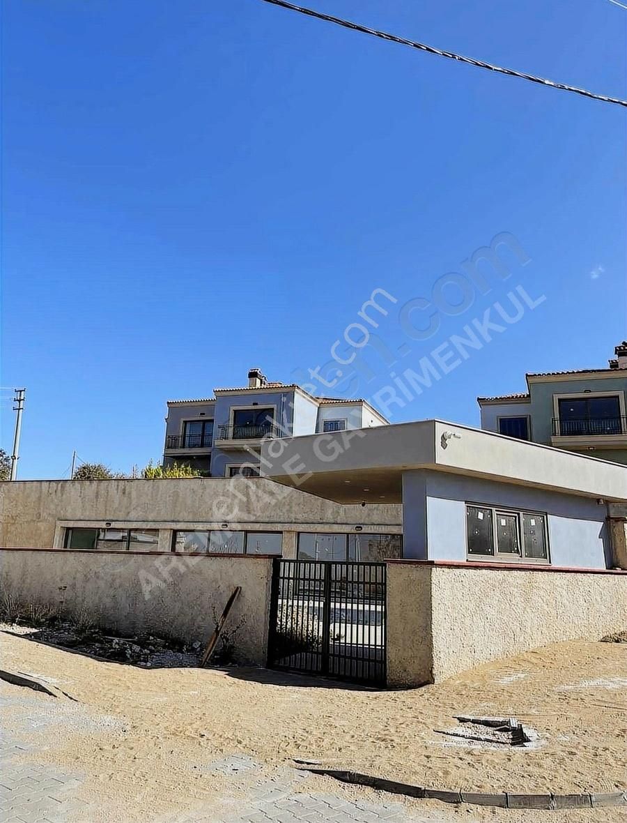 Kısa Süreliğine Fiyat Düştü! Çınarlı Evlerde Bu Fırsat Kaçmaz! - Görsel 26