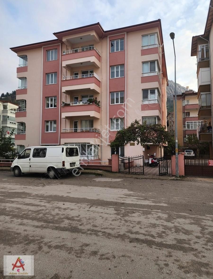 Amasya Merkez Hacılar Meydanı Satılık Daire Adım Emlak'tan Hacılar Meydanı'nda 2+1 Satılık Daire