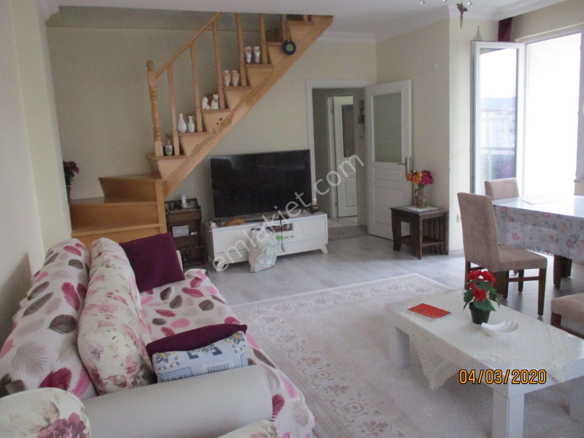 Kartal Karlıkpede Tanrıverdi Gayrimenkulden Satılık Dubleks 5+2.daire - Görsel 22