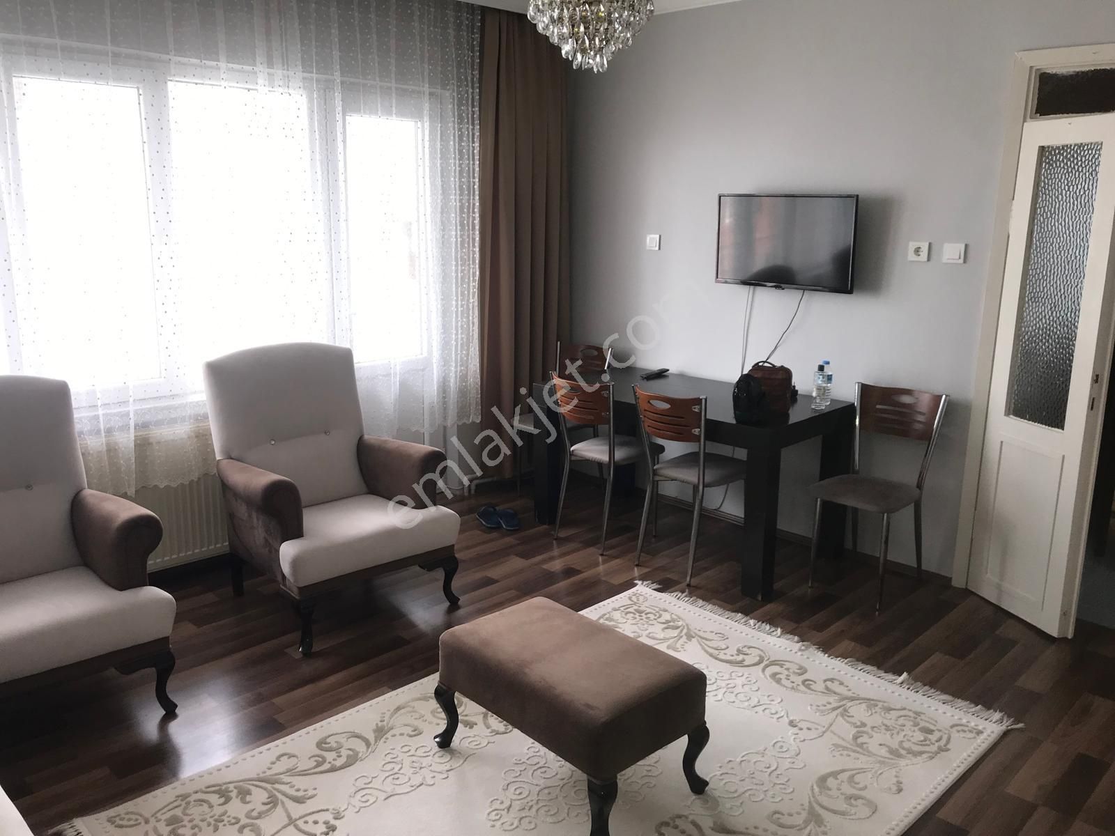 Eşyalı Kiralık Daire 2+1 Çarşı İçinde - Görsel 22