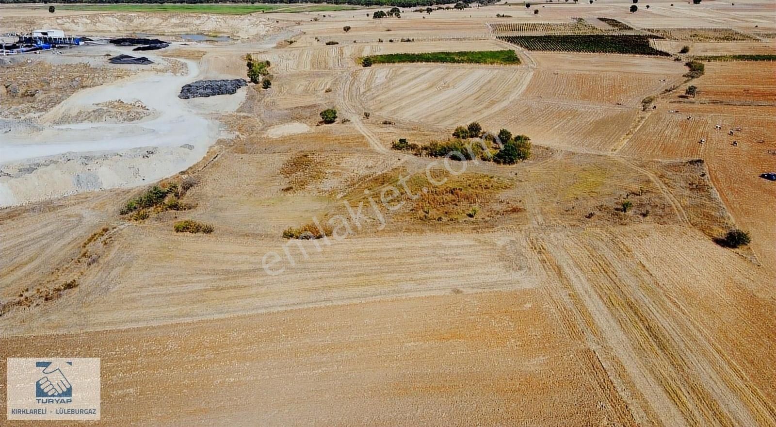 Pınarhisar Tozaklı Köyü Satılık Tarla Turyap'tan Pınarhisar Tozaklı'da Satılık 7892 M2 Tarla