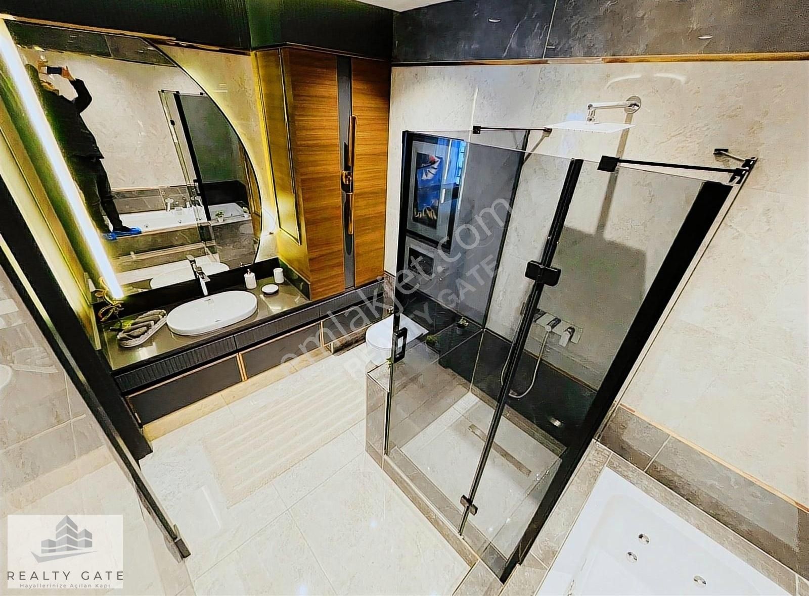 Realty Den Ovacık Bulvarda Muhteşem Lüks Yapısı İle 4+1 Daireler - Görsel 3