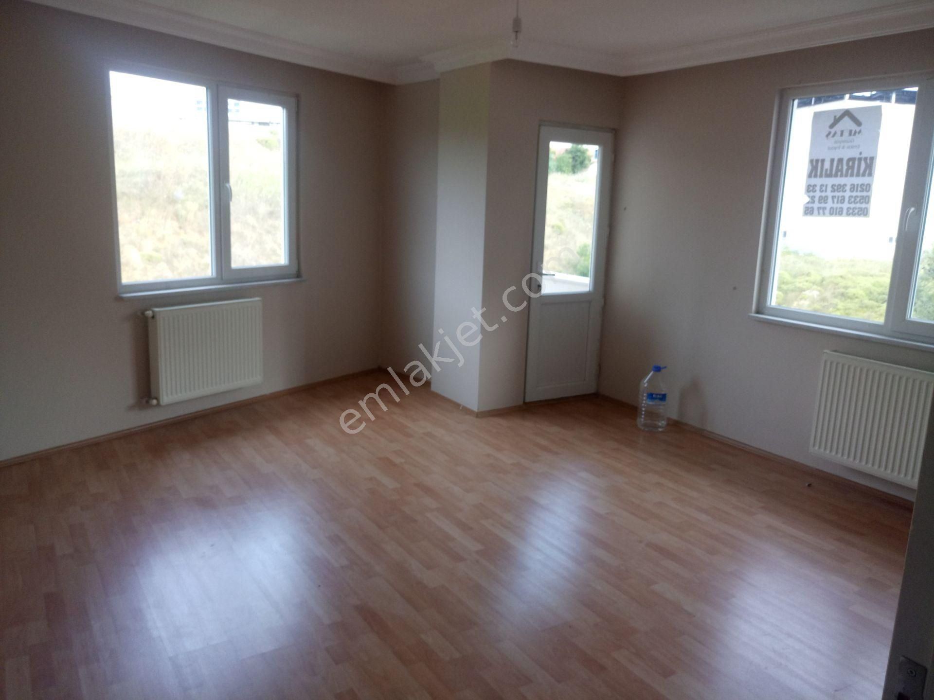 Pendik Ahmet Yesevi Satılık Daire  PENDİK ESENYALI SATILIK KAÇMAZ FIRSAT 5+2 210M2 2 DAİRE LÜX DUBLEX