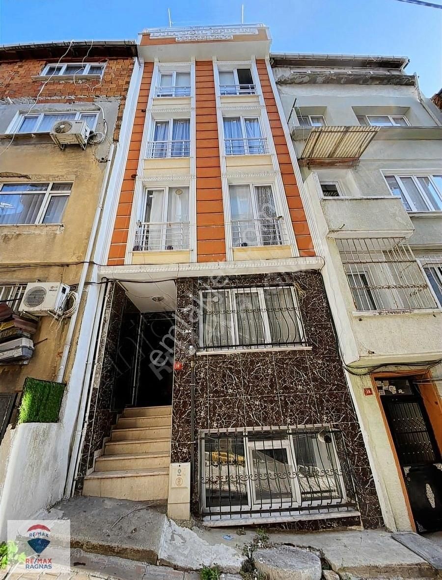 Beyoğlu Hacıahmet Satılık Daire Beyoğlu Hacıahmet Mah. 2016 Yılı Yapımı 1+1 50m2 Satılık Daire