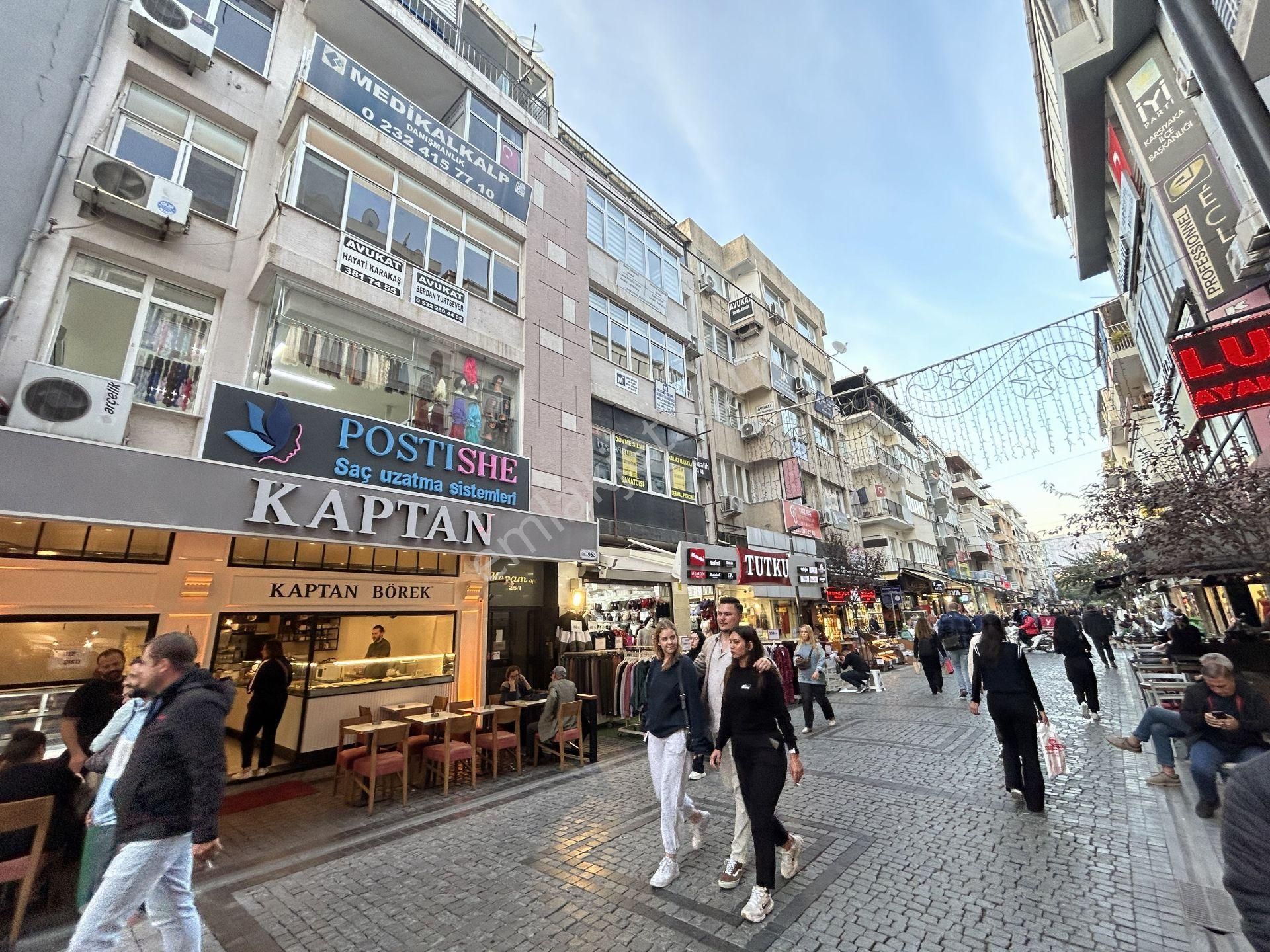 Karşıyaka Tuna Satılık Daire Karşıyaka Merkezde İş Yerine Uygun 1. Kat Satılık Daire