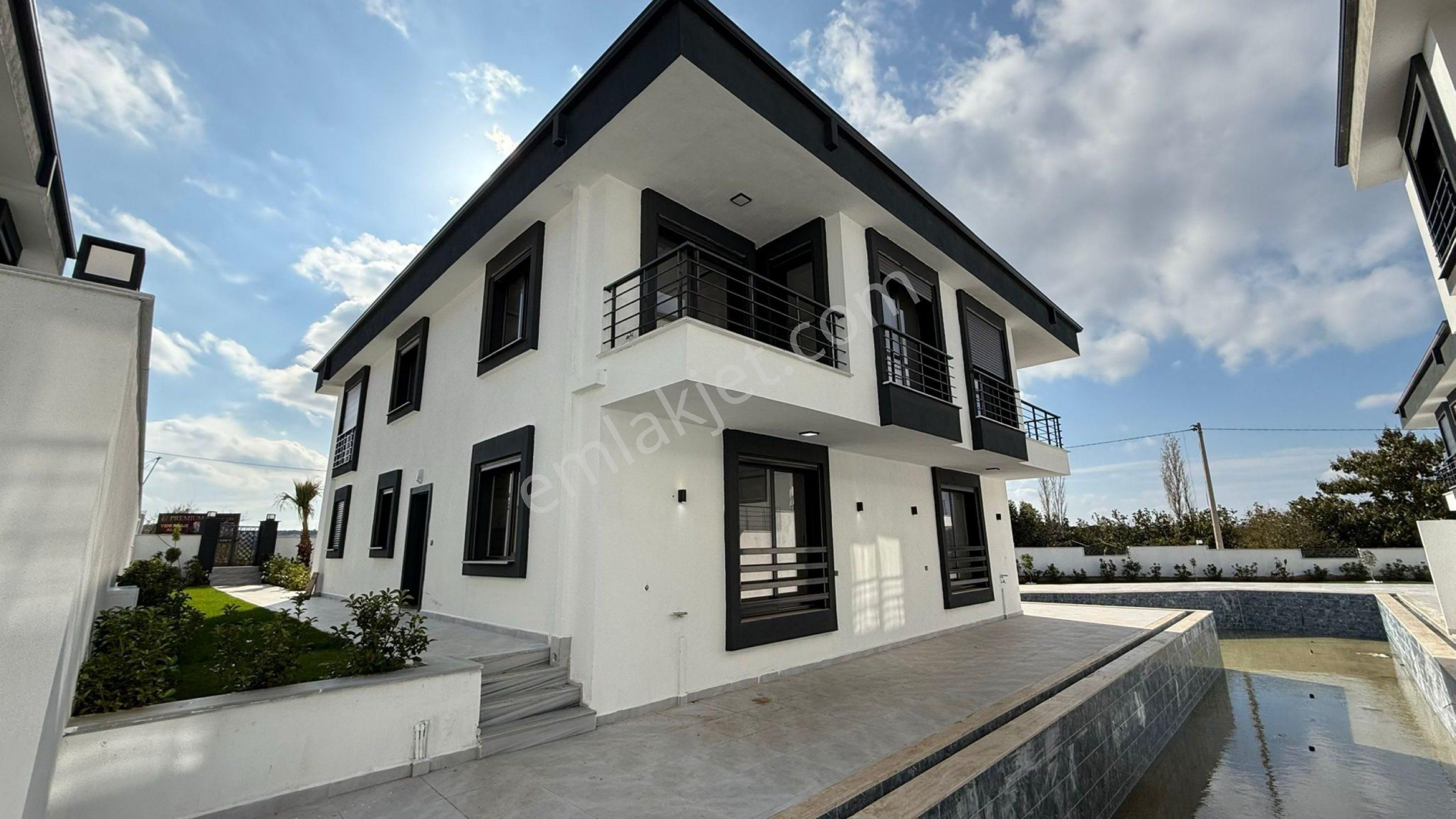 Didim Hisar Satılık Villa Havuzlu Sitede 3+1 Villa