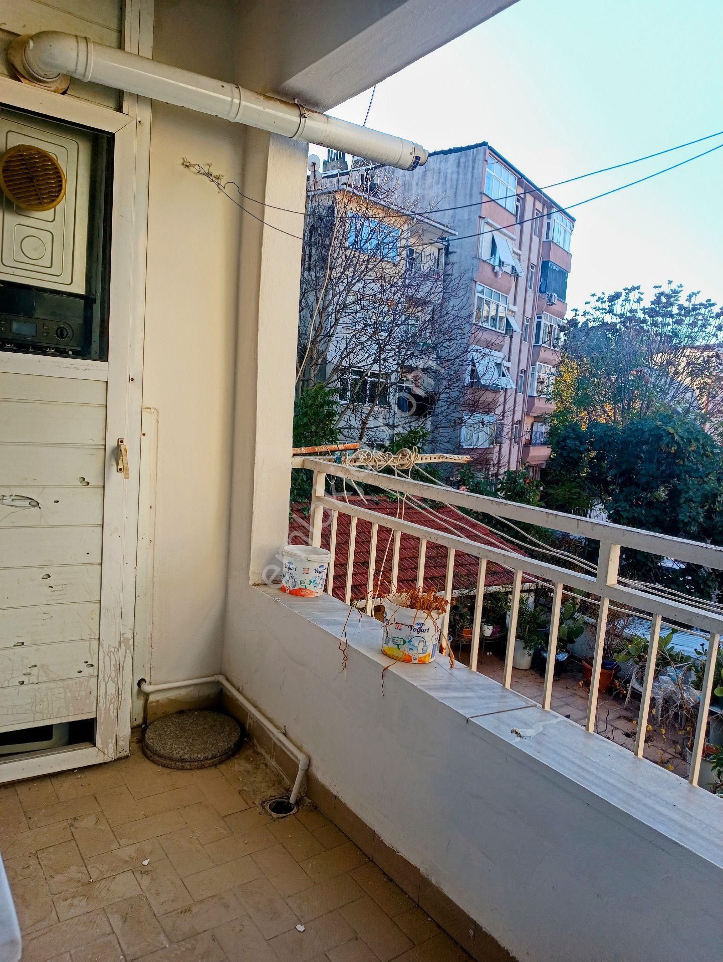 Üsküdar Ahmediye Metrobüse Yakın Kiralık Daire İGR EMLAK TAN ÜSKÜDAR MERKEZ 3+1 3.kat KİRALIK DAİRE