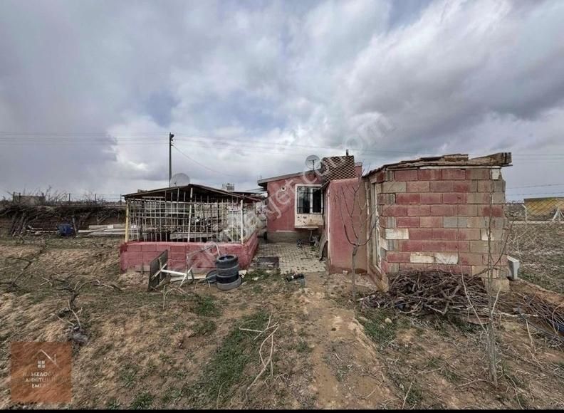 Niğde Bor Satılık Bağ & Bahçe HAMZAOGLU EMLAK KEMERHİSAR TEPEDE SATILIK BAG