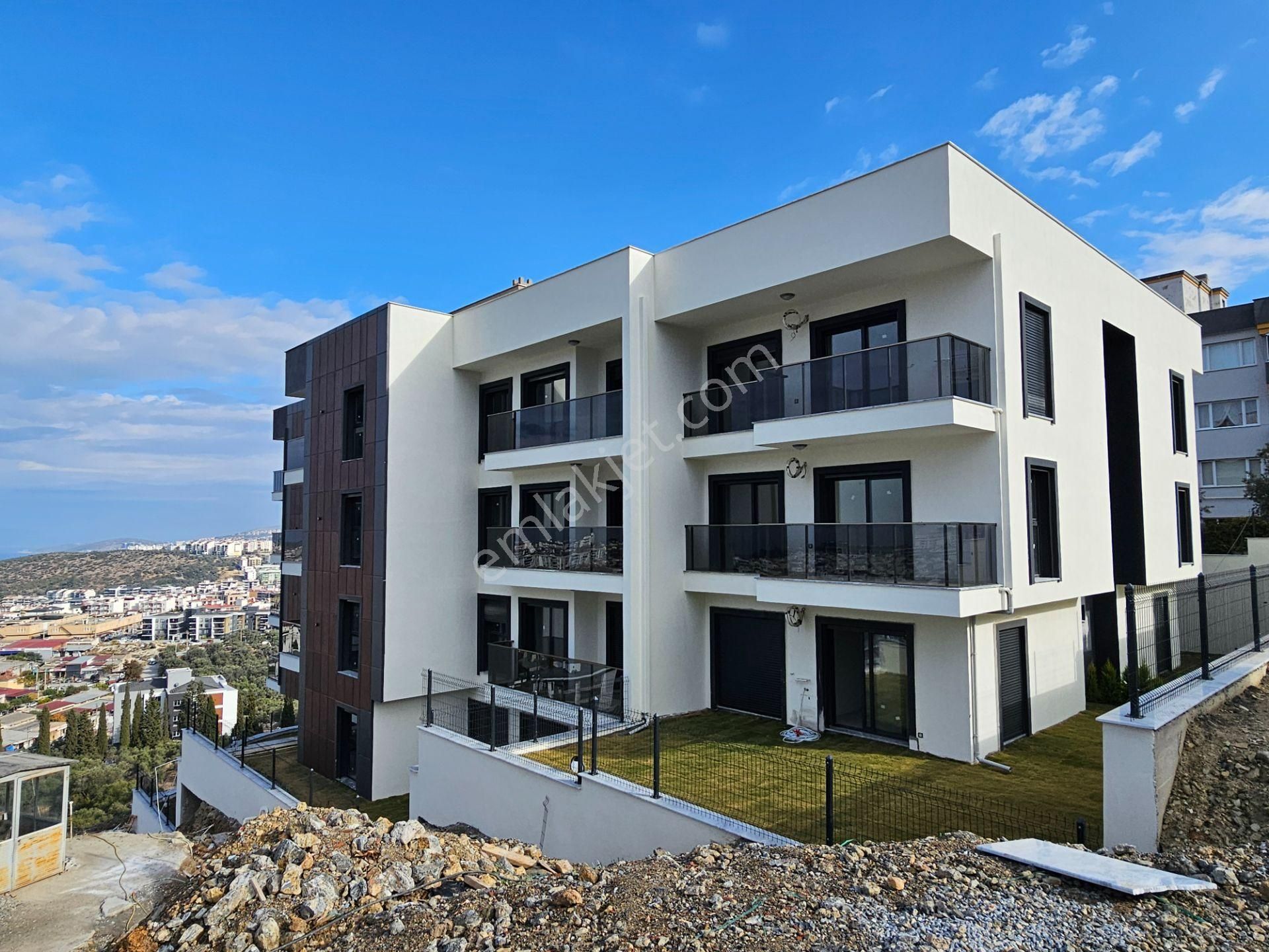 Aydın Kuşadası Deniz Manzaralı Satılık Daire  KUŞADASI DEĞİRMENDERE DE PANORAMİK DENİZ MANZARALI DAİRE