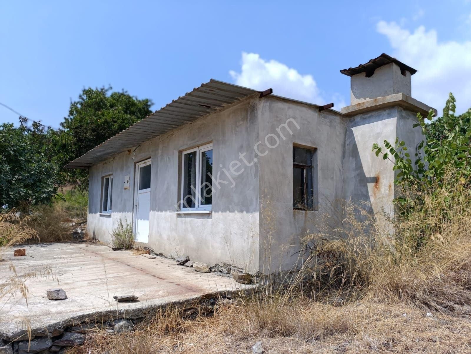 Menteşe Zeytin Satılık Tarla Emlakyap No48'den Zeytinköy'de Evi Olan Satılık Arazi