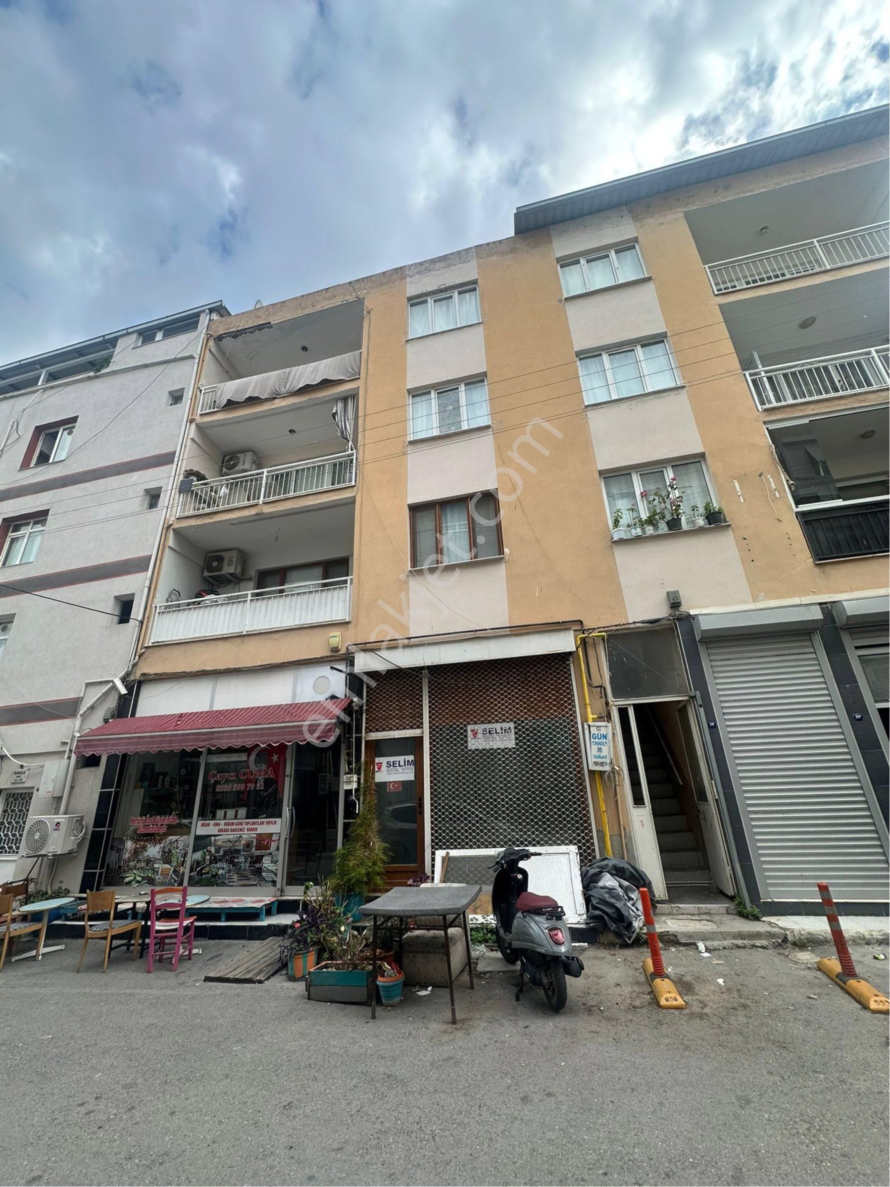 Aliağa Kültür Satılık Daire  ALİAĞA MERKEZDE 3+1 SATILIK DAİRE