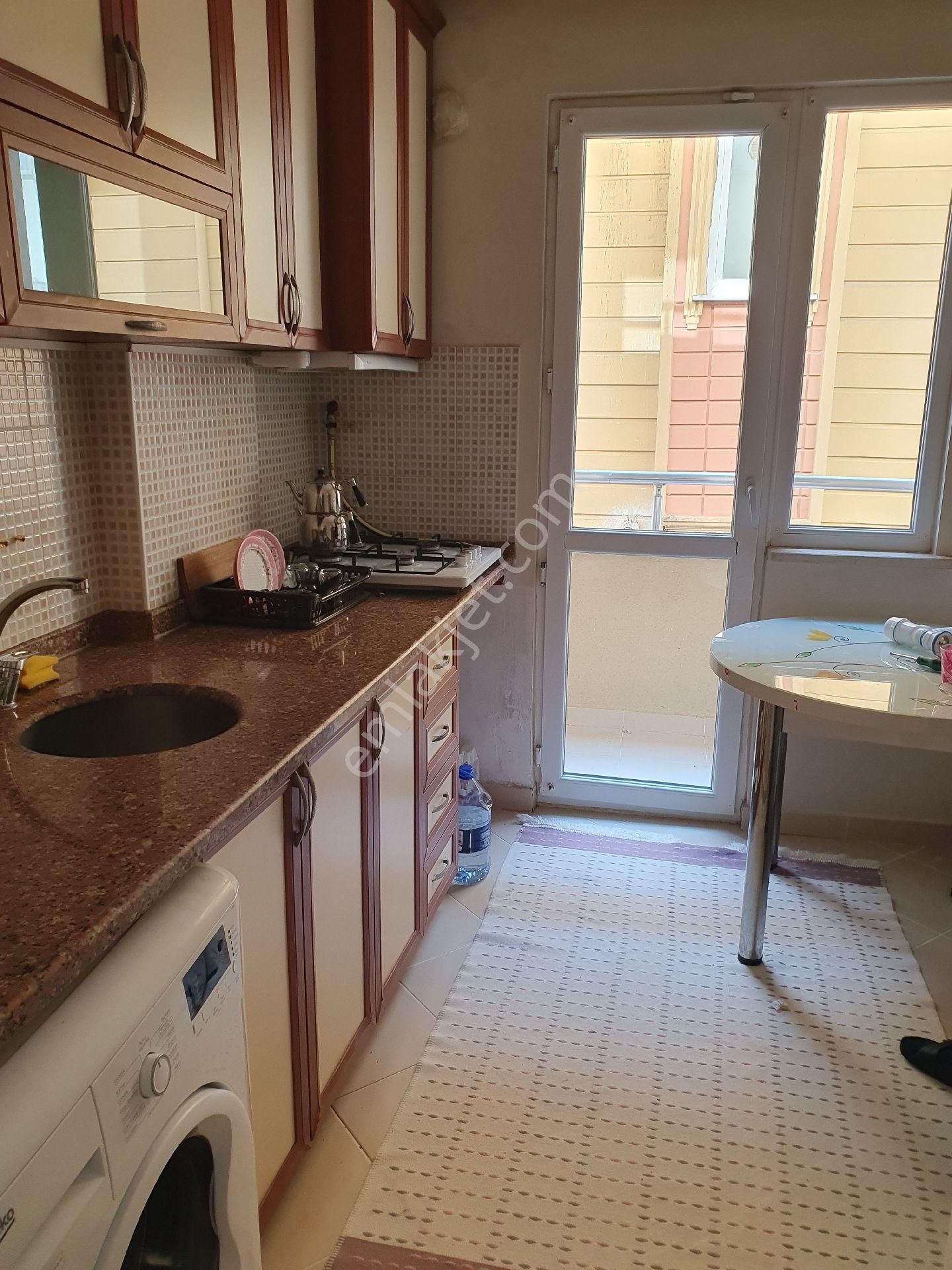 Çekmeköy Mimar Sinan Okula Yakın Kiralık Daire  MİMARSİNAN MERKEZİ ANA CAD.100METRE FUL EŞYALI VALİZİ ALIP GELİN