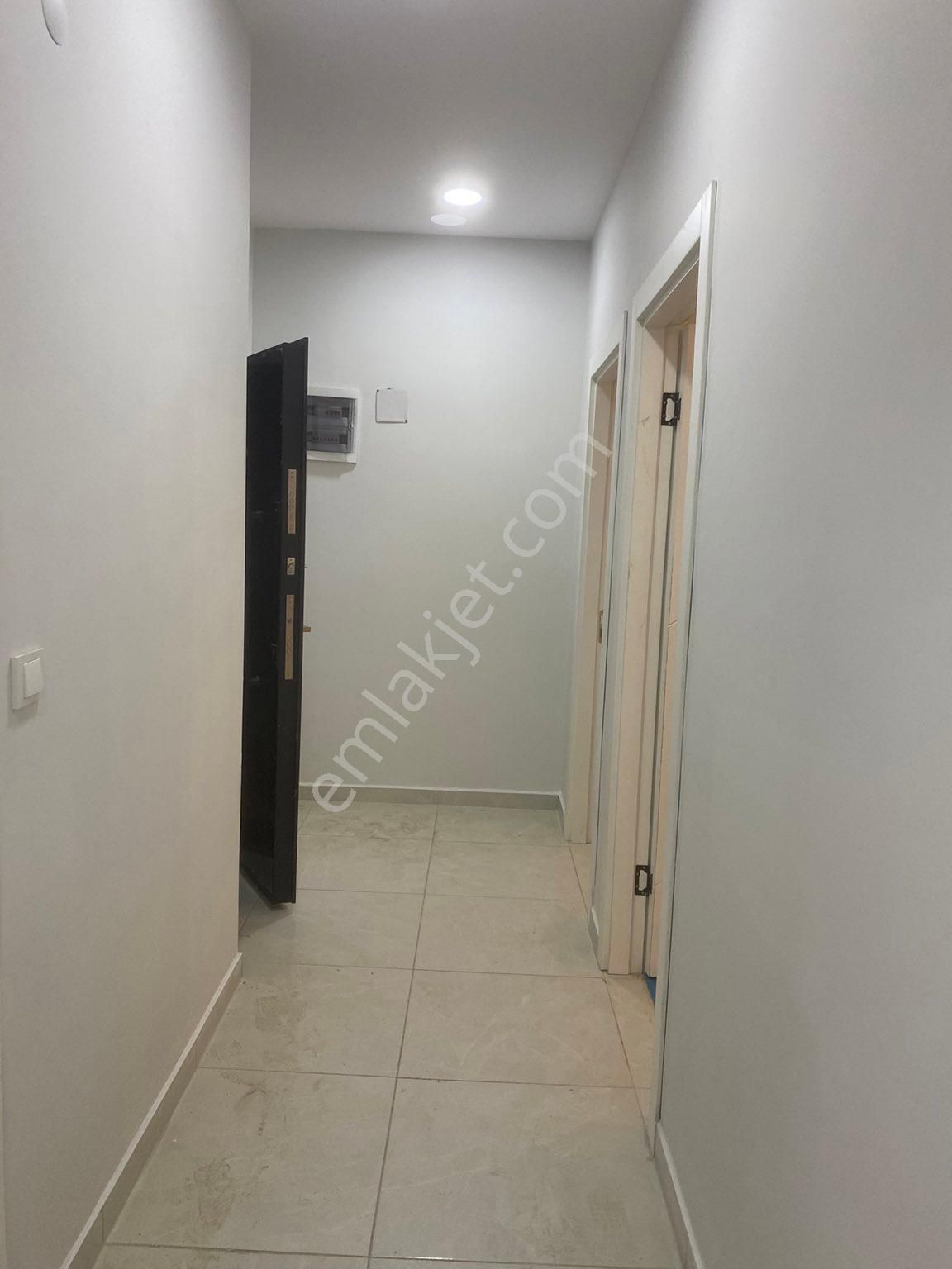 Alanya Oba Kiralık Daire Yukarıobada yeni bina site içi 1+1