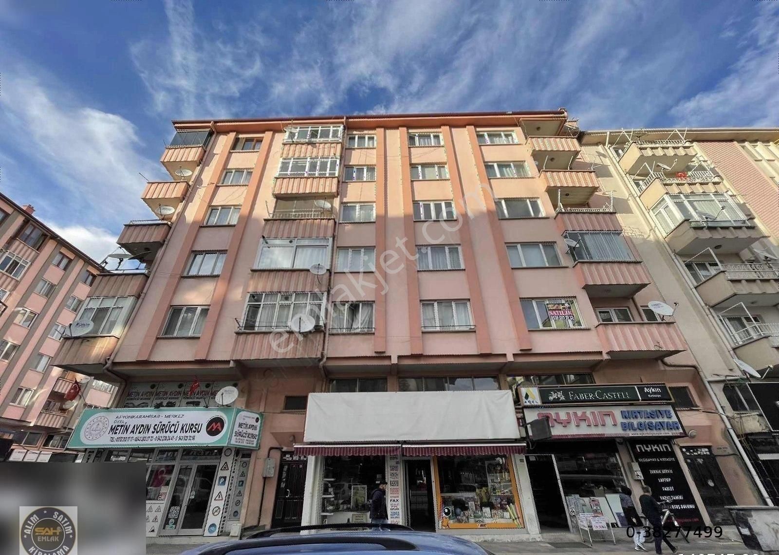 Afyonkarahisar Merkez Dumlupınar Kiralık Daire ŞAH EMLAKTAN AFJETLİ ASANSÖRLÜ 4+1 KİRALIK DAİRE