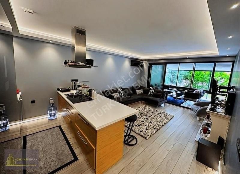 Acill Bosphorus City'de Satilik 2+1 Havuzlu Bahce Katı - Görsel 13