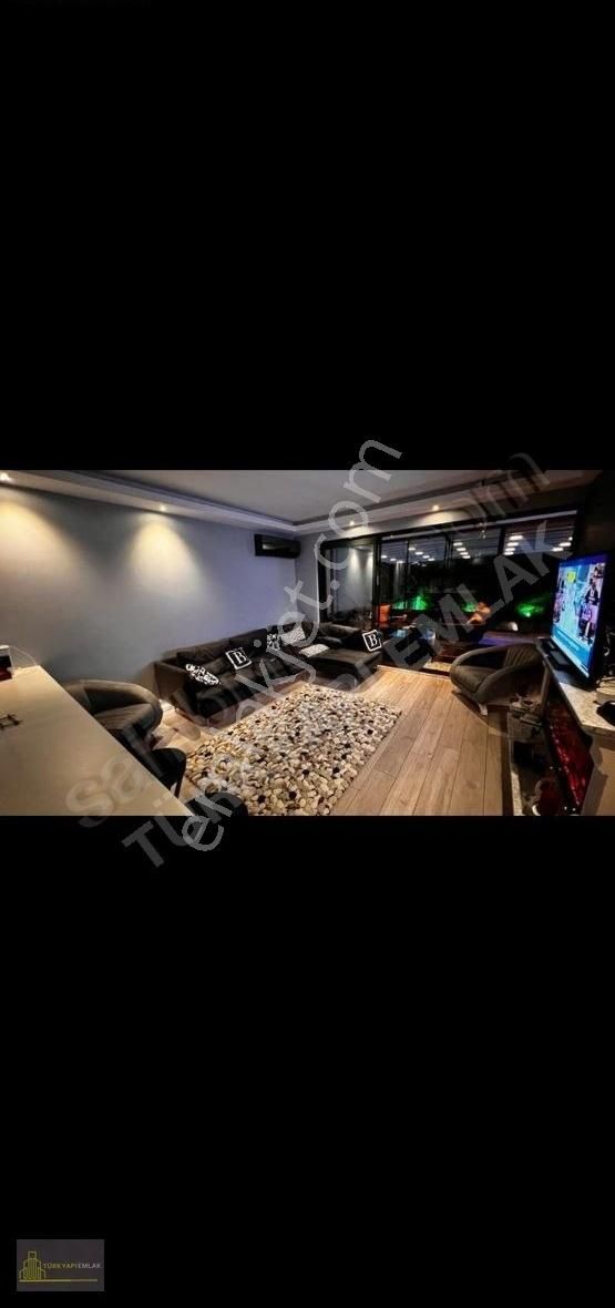 Acill Bosphorus City'de Satilik 2+1 Havuzlu Bahce Katı - Görsel 8