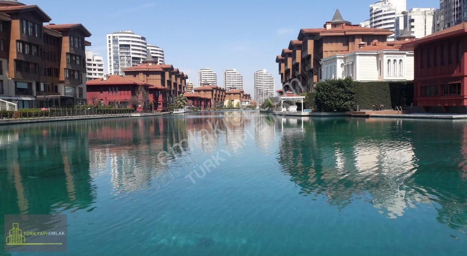 Acill Bosphorus City'de Satilik 2+1 Havuzlu Bahce Katı - Görsel 7