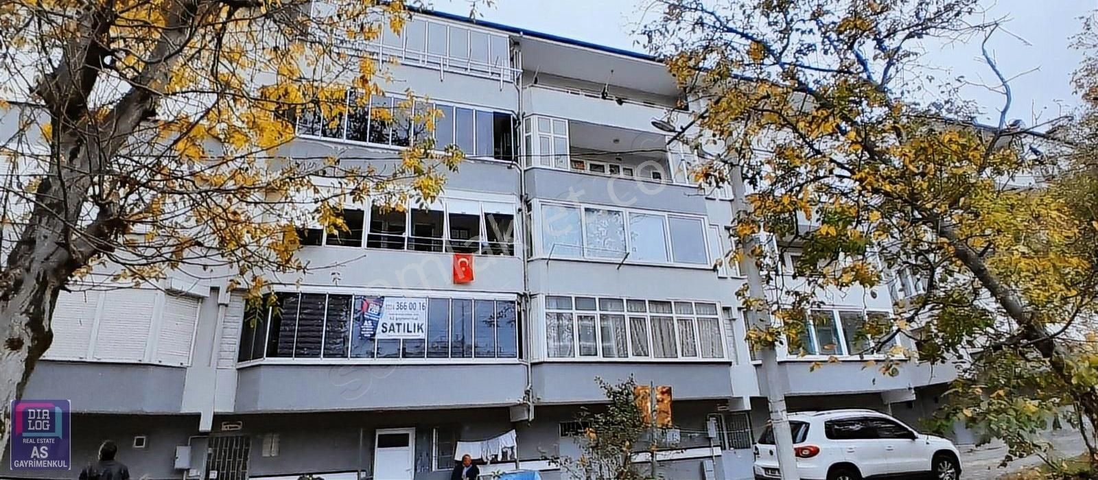 Gemlik Kumla Satılık Daire Gemlik K.kumlada Denize 100mt Mesafede Satılık 2+1 Daire