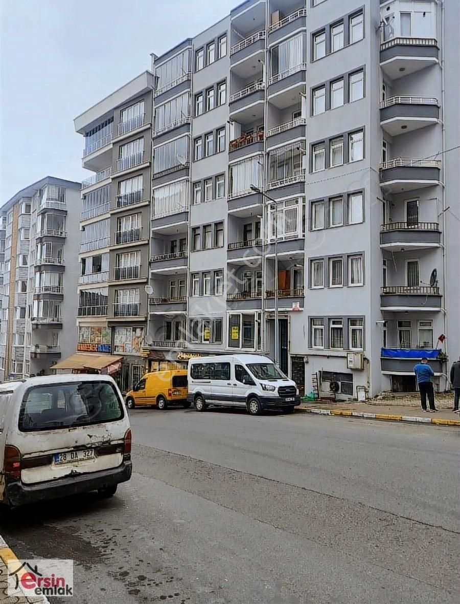 Giresun Merkez Gemilerçekeği Kiralık Daire ERSİN EMLAKTAN GEMILERCEKEGINDE KIRALIK DOGALGAZLI DAIRE