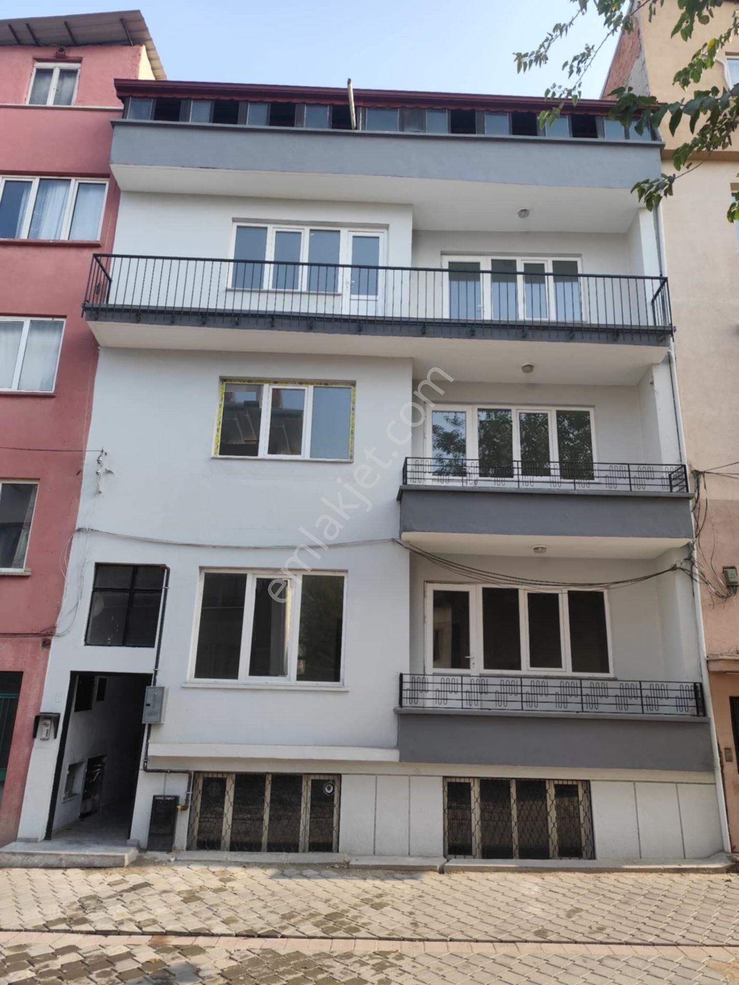 Denizli Merkezefendi Satılık Müstakil Ev  TOPLAM 5 TANE 3+1/130 m2 DAİRE 4.500.000 TL SON FİYAT !!! DENİZLİ SÜMER MAHALLESİNDE