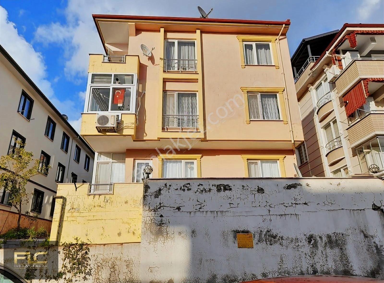 Sakarya Karasu Denize Sıfır Satılık Daire KARASUDA 2+1 KOMBİ PETEKLİ YÜKSEK GİRİŞ TERASLI SATILIK DAİRE