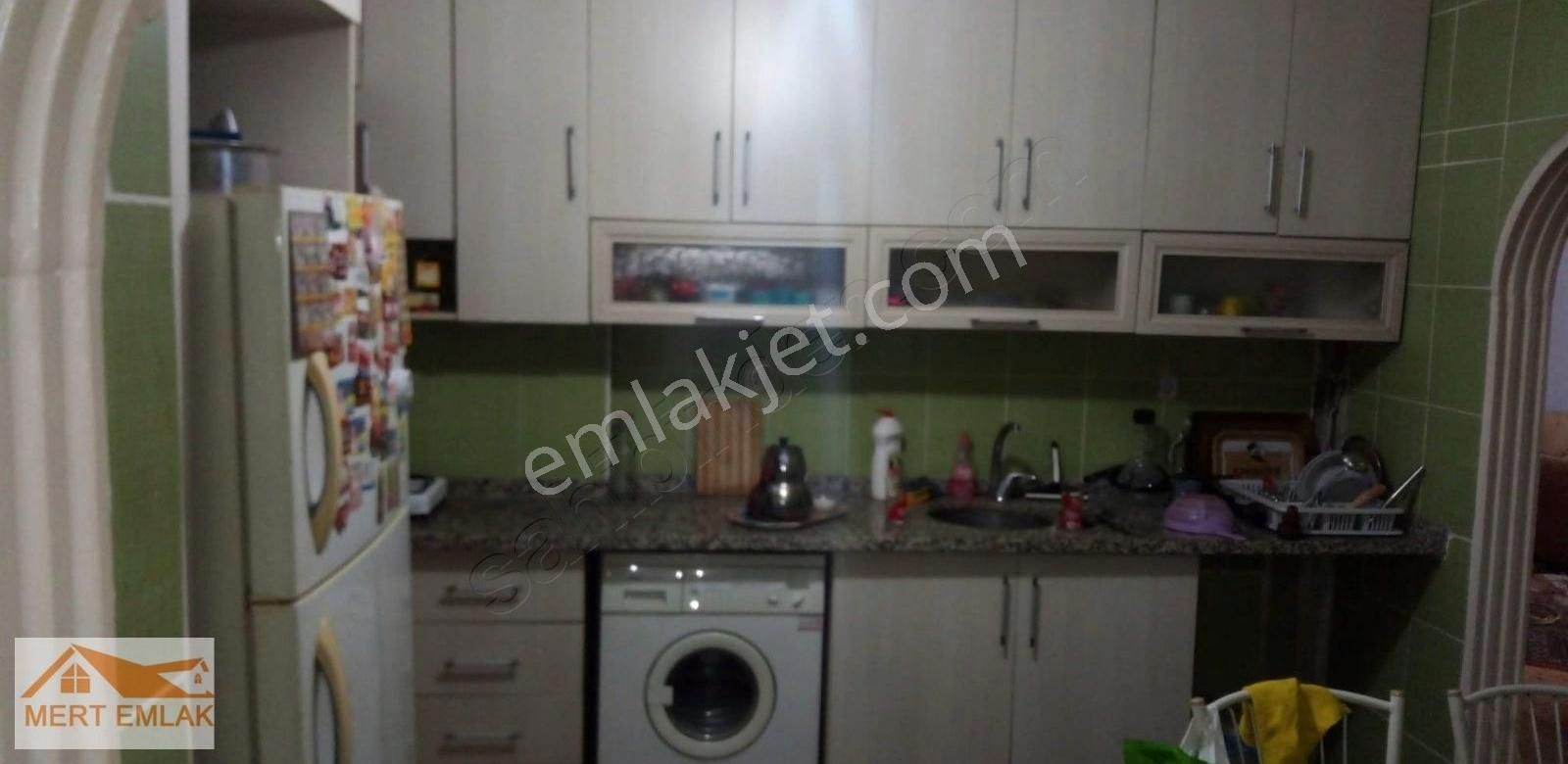 Seyhan Yeşilyurt Satılık Daire EVREN SİTESİNDE FULL EXSRALI 2 KAT DAİRE