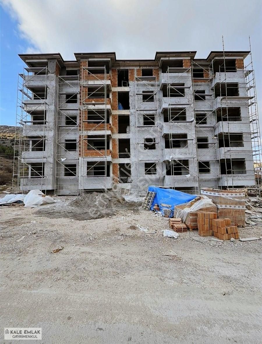 Amasya Merkez Şeyhcui Satılık Daire KALE EMLAK'TAN ŞEYHCUİ'DE SATILIK YÜKSEK GİRİŞ 1+1 FIRSAT DAİRE