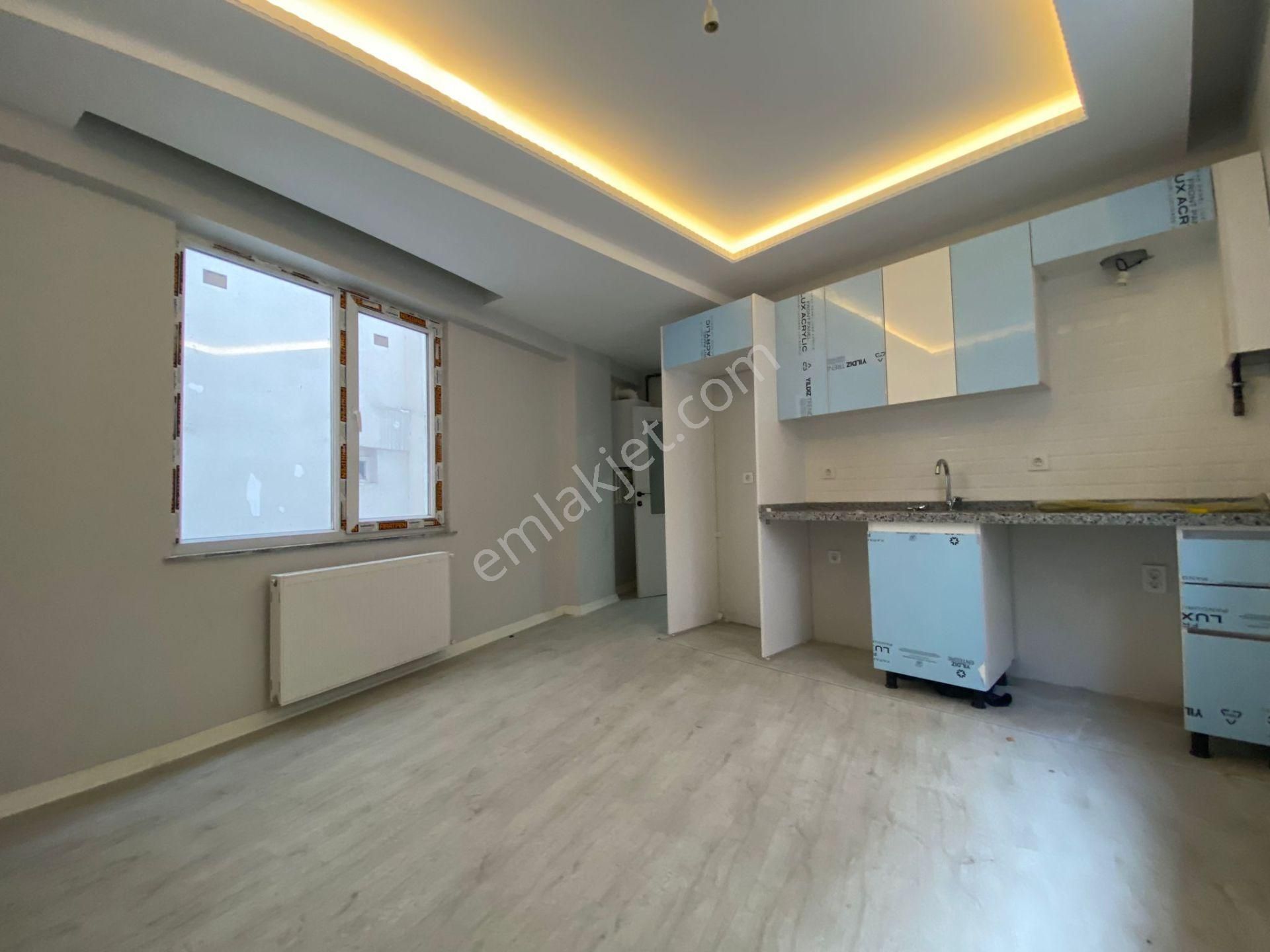 İstanbul Esenler Denize Sıfır Satılık Daire  TÜRKİYE EMLAK FATİH MAH 2+1 SIFIR 80m2 B.KAT KREDİLİ DAİRE 2347