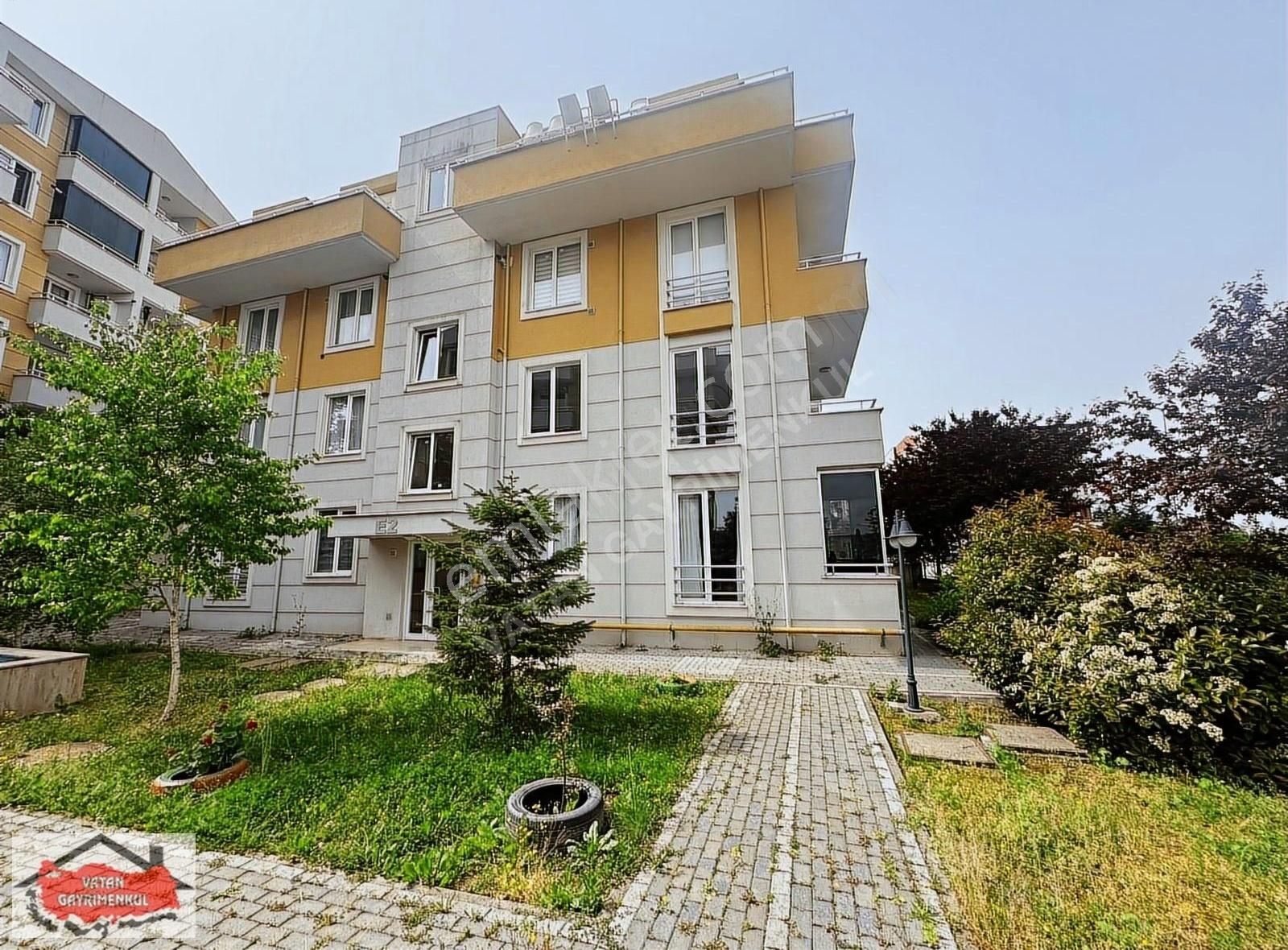 İzmit Orhan Satılık Daire KAVANİUM BAĞÇEŞME SİTESİ SATILIK 1+1 ARAKAT DAİRE