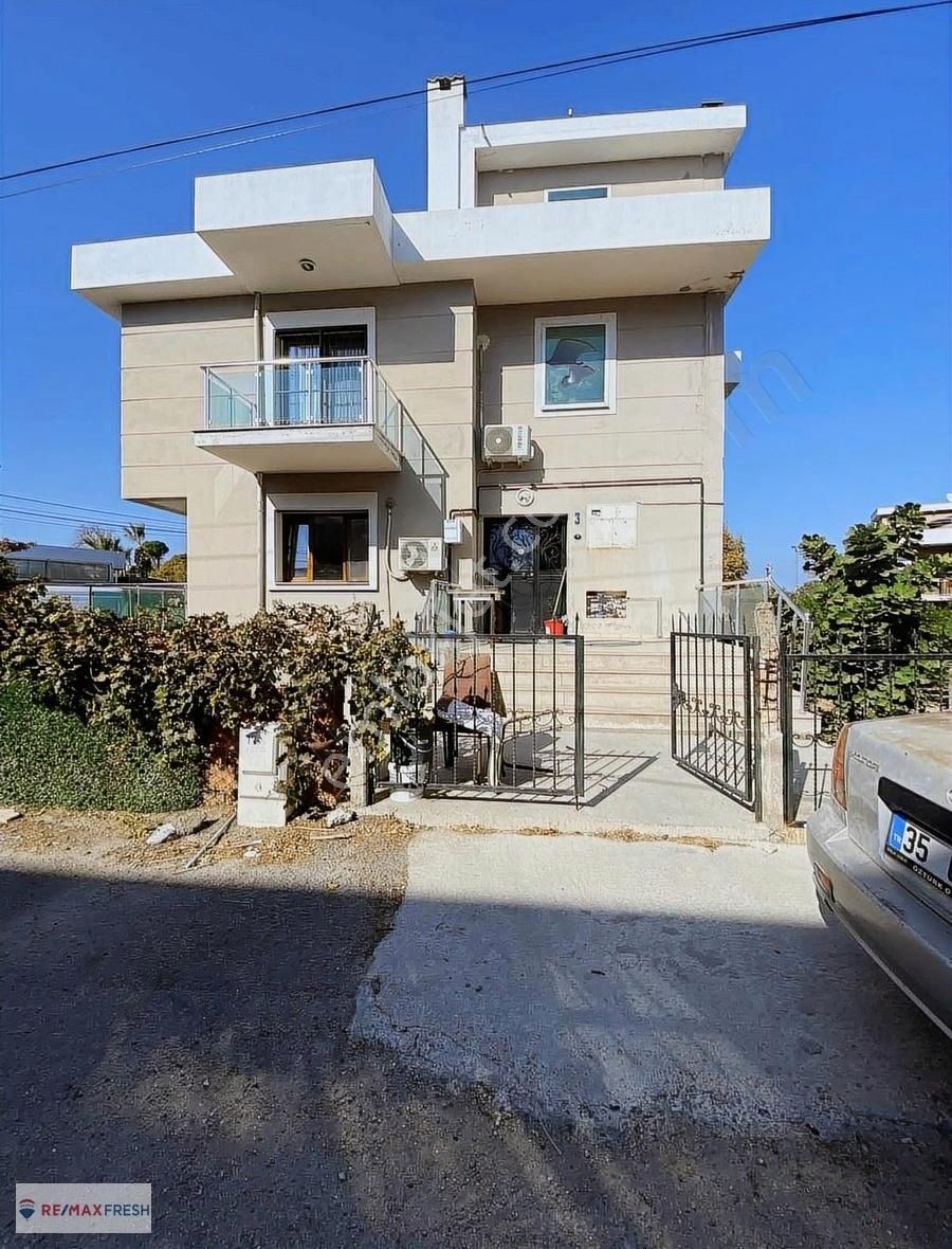 Urla Yenikent Kiralık Daire URLA MERKEZDE BAMBOO AVM'YE KOMŞU 3+1 KİRALIK DAİRE