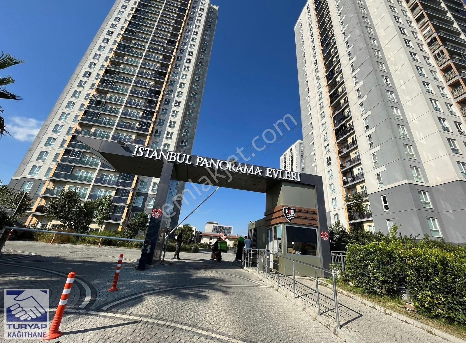 Bağcılar Merkez Satılık Daire BAĞCILAR PANORAMA EVLERİNDE SATILIK 3+1 150 M2 DAİRE