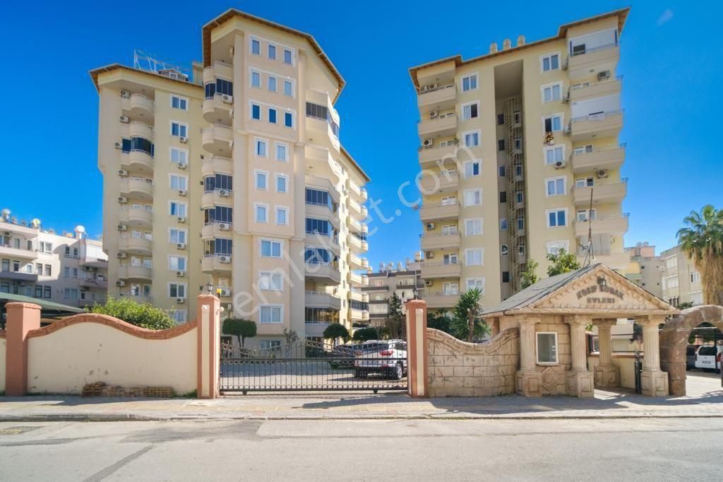 Antalya Alanya Deniz Manzaralı Satılık Daire 3+1 SATILIK SİTE İÇİ LÜX EŞYALI DAİRE