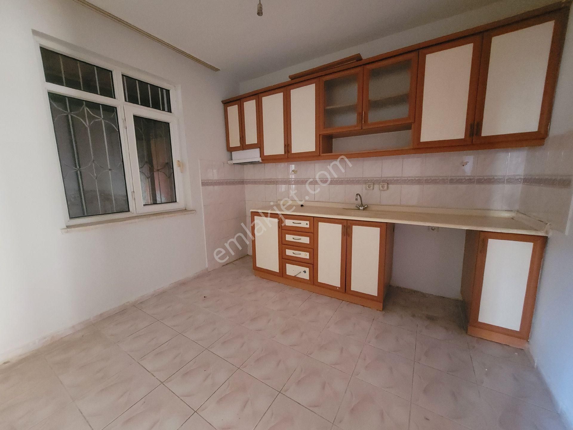 Kepez Erenköy Kiralık Daire ERENKÖY'DE KİRALIK 1 +1 GİRİŞ KAT DAİRE 