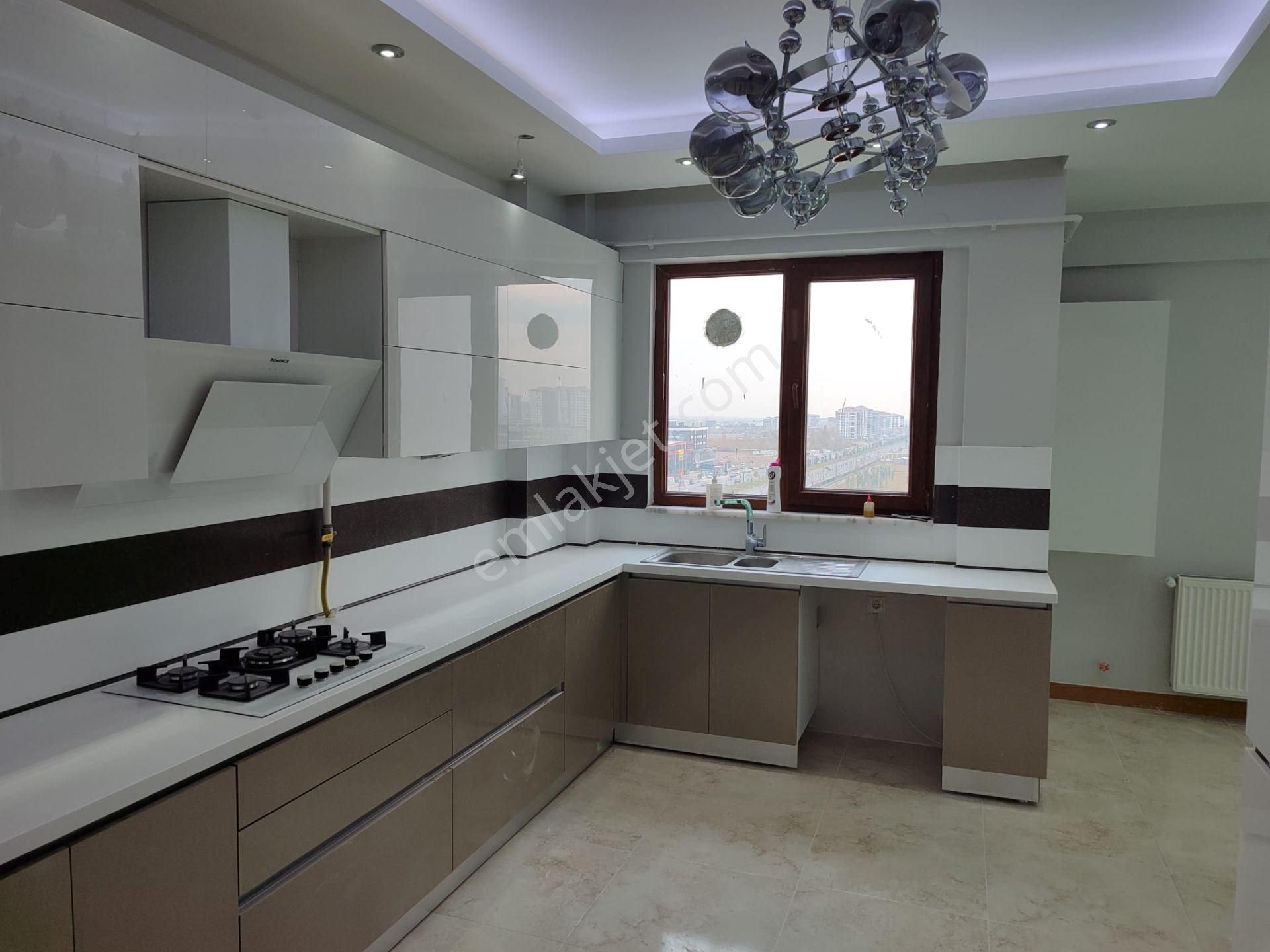 Yeşilyurt Tecde Kiralık Daire TURYAP ANKA'DAN 100.YIL PARK MANZARALI KİRALIK 4+1 LÜKS DAİRE